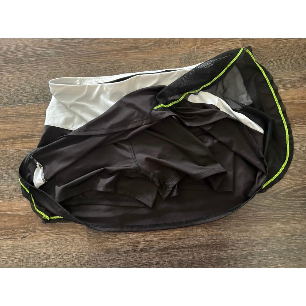 Lucky in Love Tennis Skort – Size Large - Picture 6 of 6